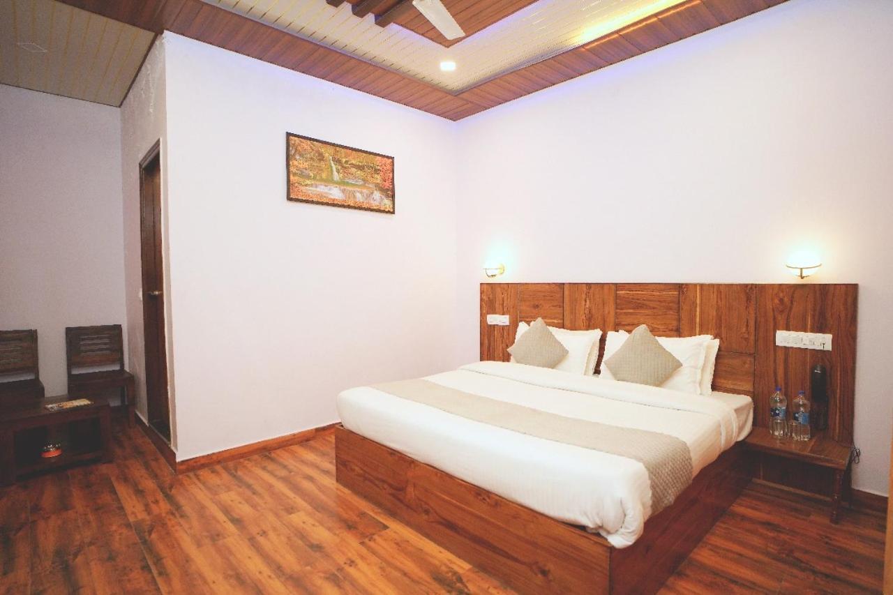 Hotel Kasauli View Cafe Restaurant Open Terrace Mountain View Exterior foto